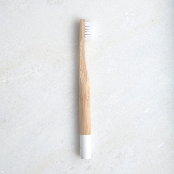 Kids Bamboo toothbrush | Arctic white - Polar Bear (End of Line)